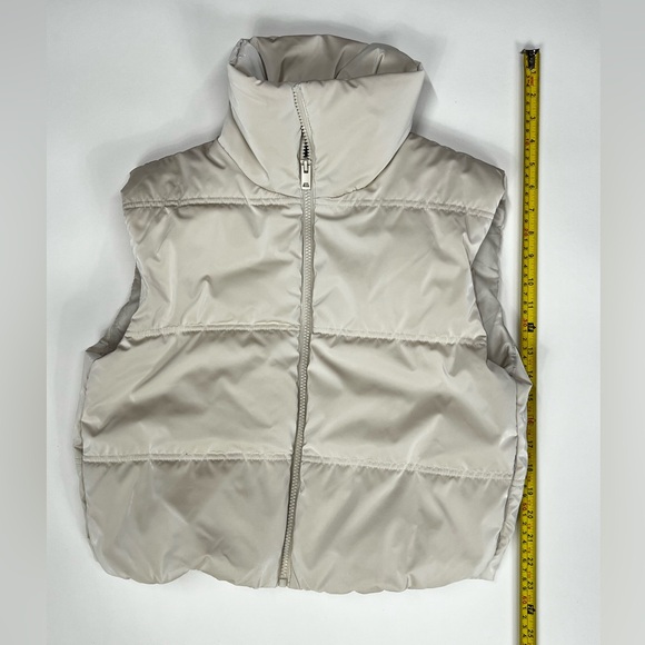 Beige Crop Puffer Vest Cropped Zip Up Down Quilted Jacket Neck Padded Airport 25 - Picture 7 of 17